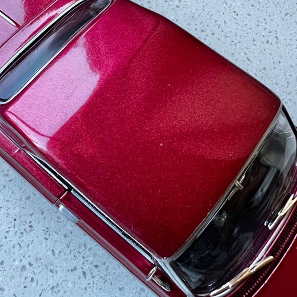 1964 Chevrolet Johnny Lightning Impala Diecast Model Car 1:24 Scale Vintage Maro - Picture 12 of 13